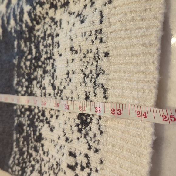 J.Jill snowflake sweater size medium - Picture 5 of 7